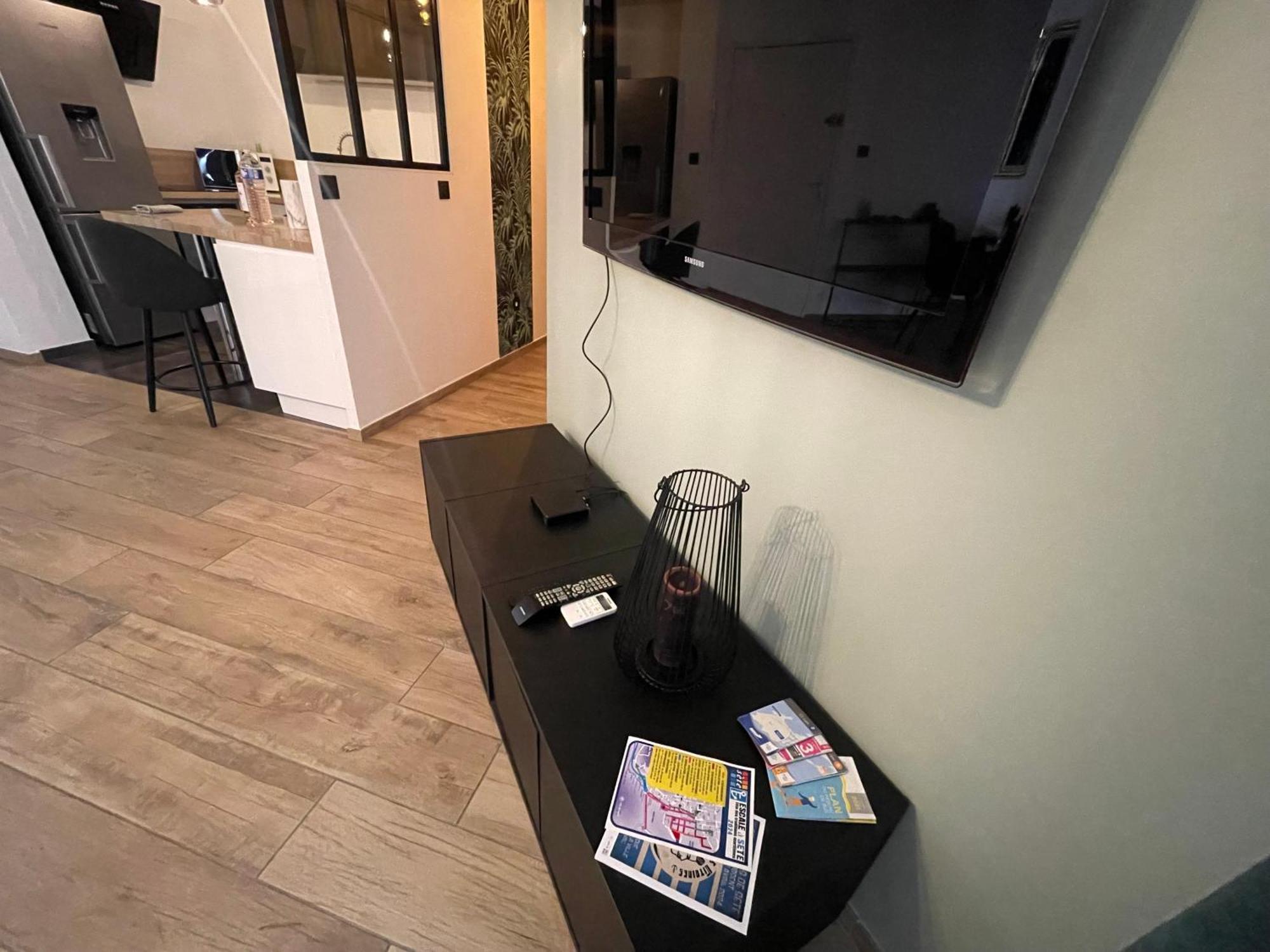 L'Amandier - Clim Et Parking - Apartment แซ็ต ภายนอก รูปภาพ
